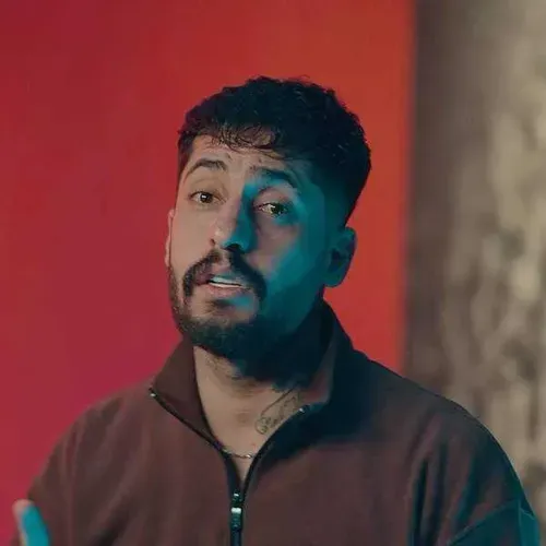 دانلود آهنگ تو خوشگل منی تو بند بند جون منی از ساواش دانلود آهنگ تو خوشگل منی تو بند بند جون منی از ساواش